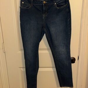 Curvy slim cut gene 14S from torrid